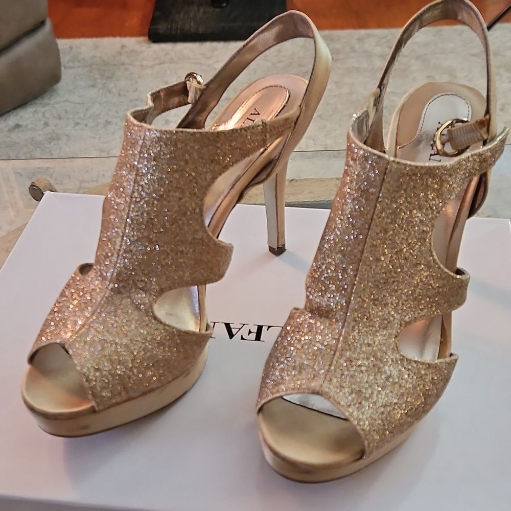 Alfani Gold Parfait Marlaplat Glitter Heels 5.5M Formal Sparkle Pump